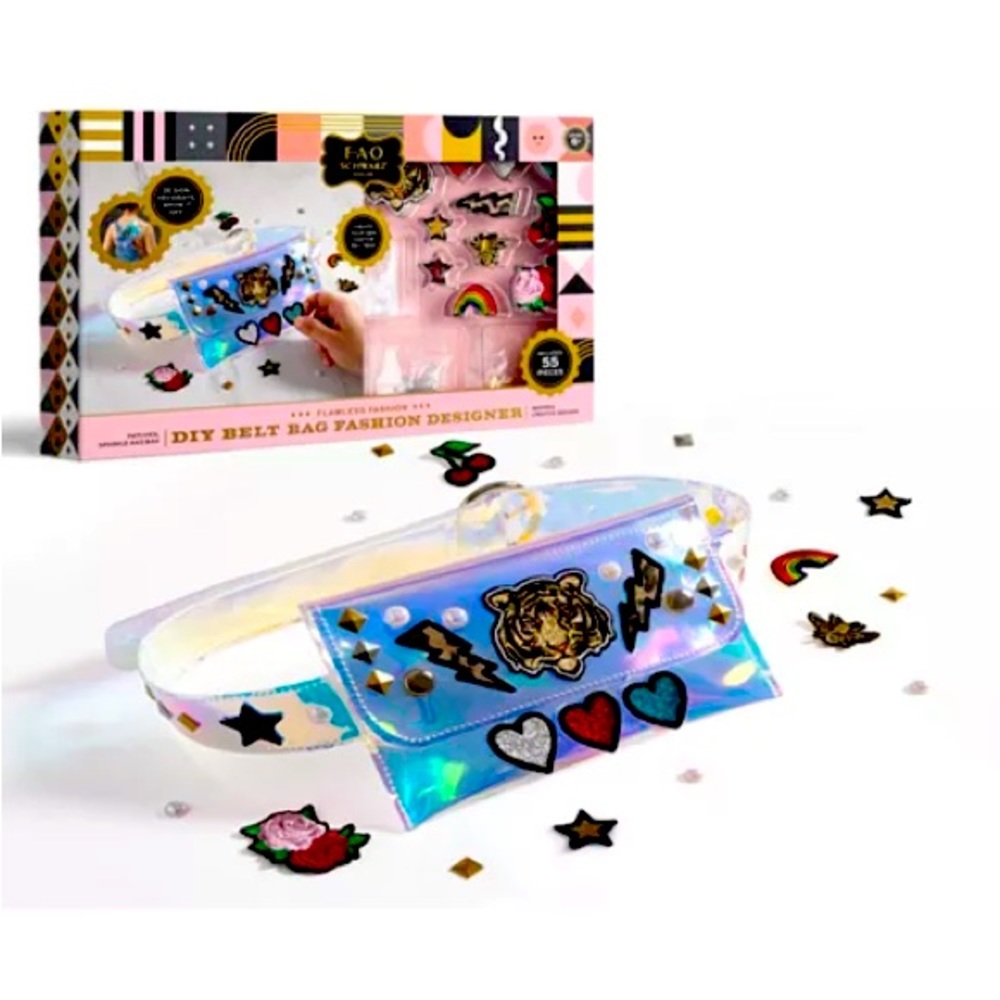FAO SCHWARZ NEW GIRLS DECORATE YOUR OWN BELT BAG